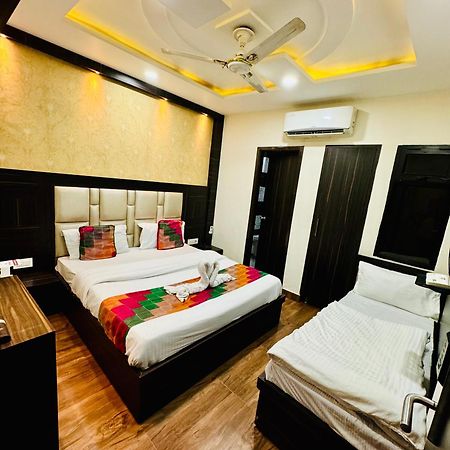 Hotel Kabir Residency อัมริตสา ภายนอก รูปภาพ