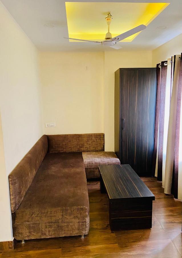 Hotel Kabir Residency อัมริตสา ภายนอก รูปภาพ