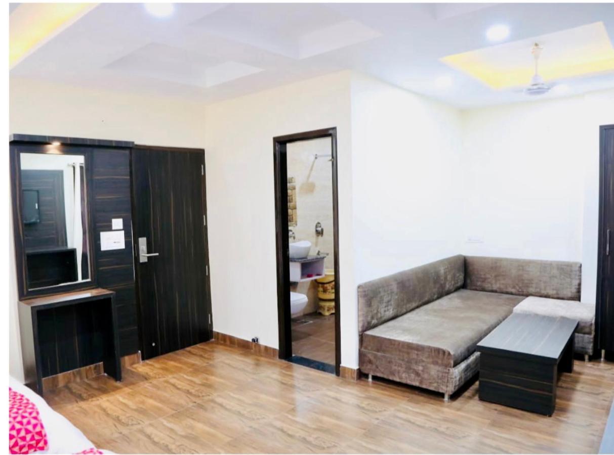 Hotel Kabir Residency อัมริตสา ภายนอก รูปภาพ