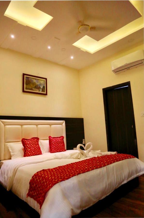 Hotel Kabir Residency อัมริตสา ภายนอก รูปภาพ