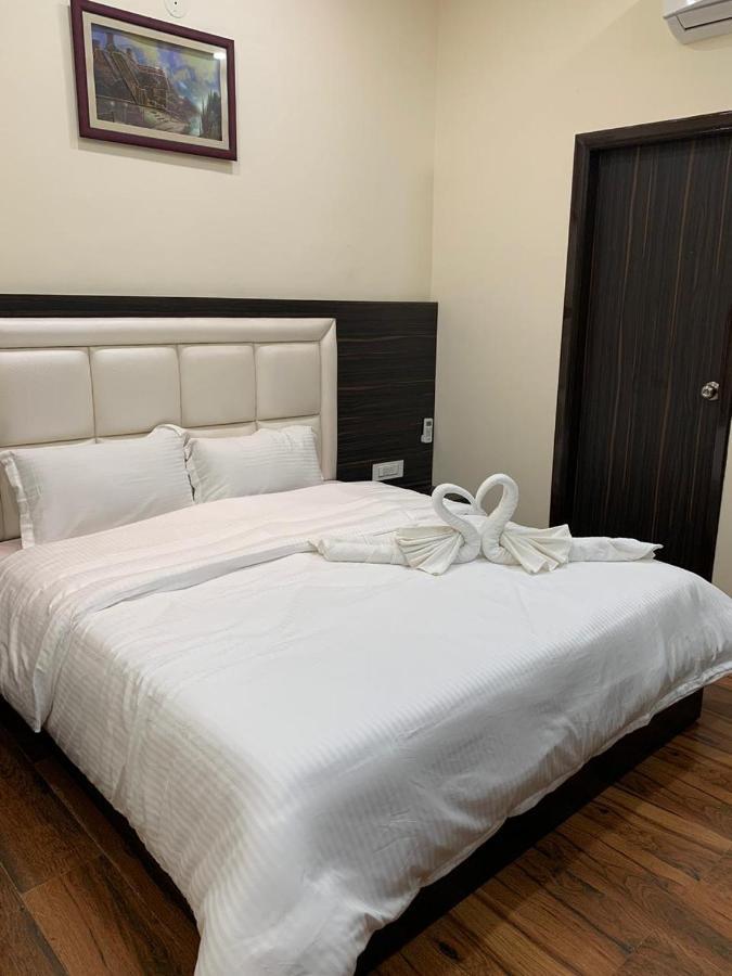 Hotel Kabir Residency อัมริตสา ภายนอก รูปภาพ