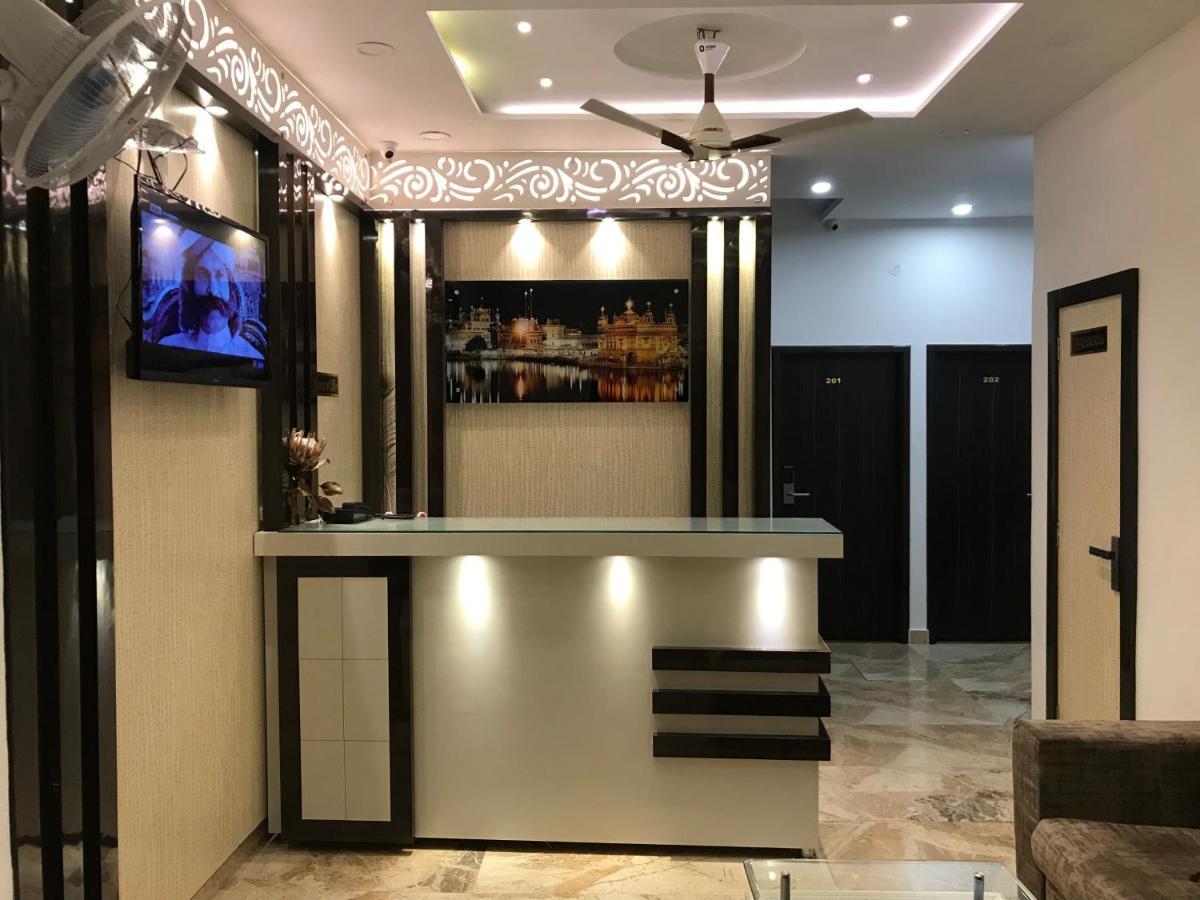 Hotel Kabir Residency อัมริตสา ภายนอก รูปภาพ