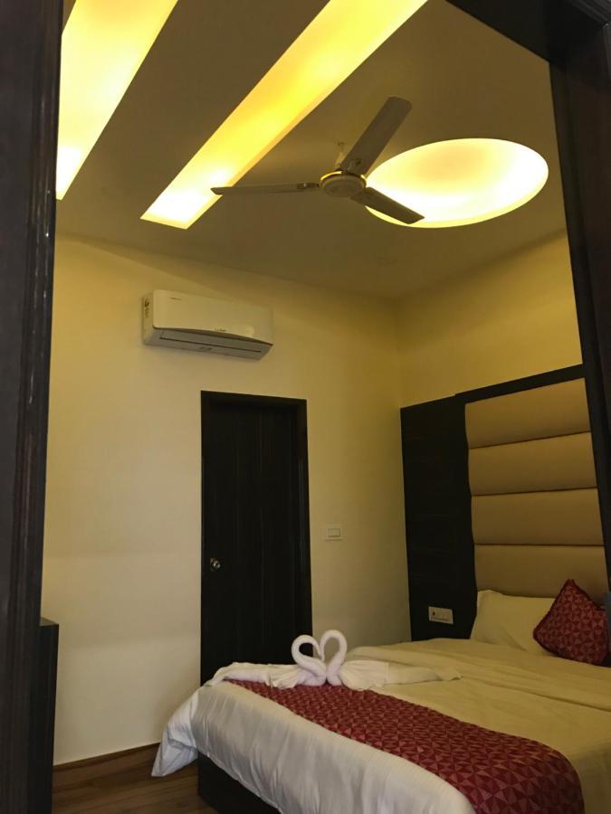 Hotel Kabir Residency อัมริตสา ภายนอก รูปภาพ